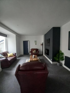 NO 27 Apartment
